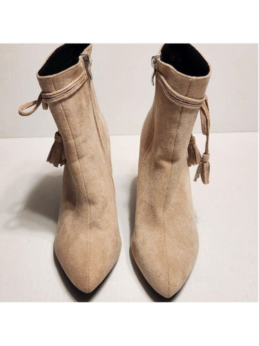 Beige Faux Suede Tassel Block Heel Side Zip Ankle Booties Size 7 - Picture 4 of 11